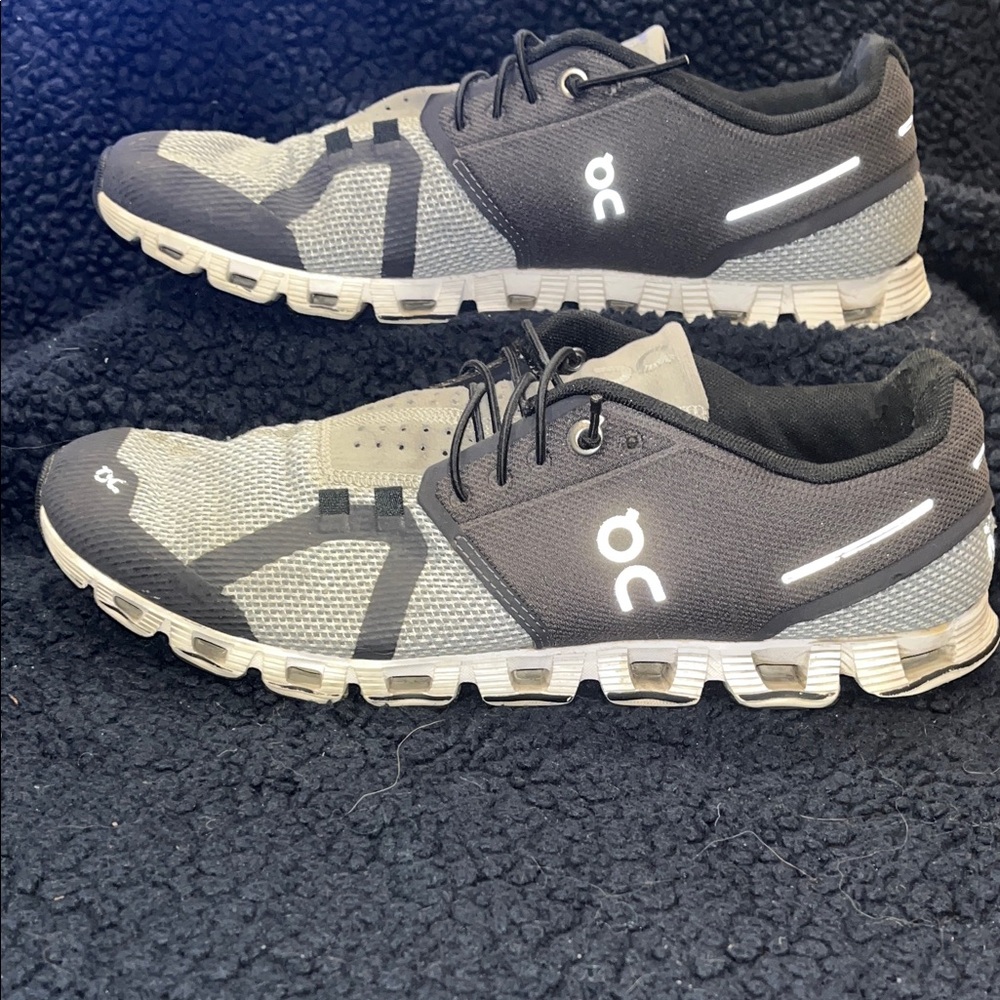 On Running Navy and Gray Athletic Shoes